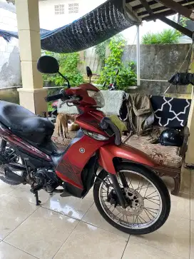 Motor bebek Yamaha Vega Zr