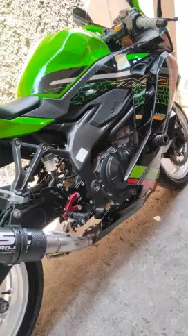 Kawasaki ZX25R  2020