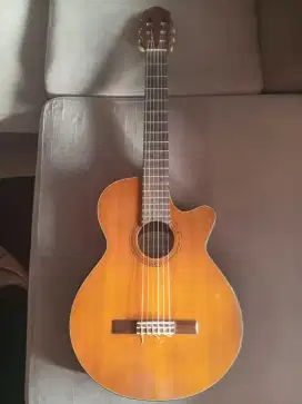 Gitar klasik/akustik elektrik nilon merk Brunswick C230ce asli ori