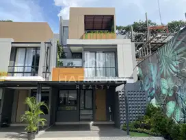 Rumah 3 Lantai di BSD, Bisa tanpa DP, Dekat Mall terbaru