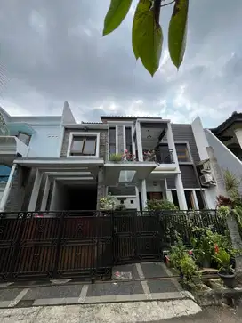 Tanjung Barat Pasar Minggu, rumah dalam Cluster bagus siap huni