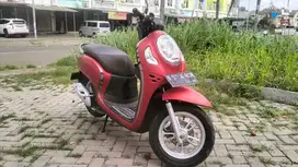 SCOOPY PRESTIGE KEYLESS