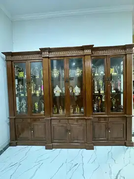 Dijual lemari hias jepara jati 6 pintu