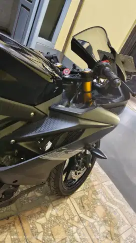 Yamaha r15 tahun 2021