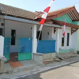 DIJUAL RUMAH WIRASANA PUSAT KOTA PURBALINGGA FASILITAS PARKIR LUAS