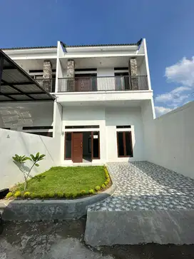 RUMAH MEWAH DI MEDAN HELVETIA