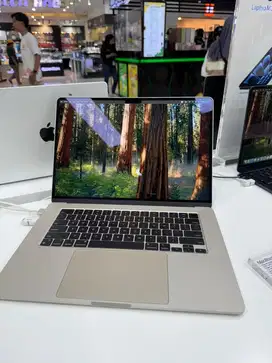 Macbook Air M3 garansi resmi ibox