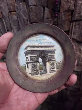 Antik vintage piring tembaga souvenit paris france eropa jadul 10 cm
