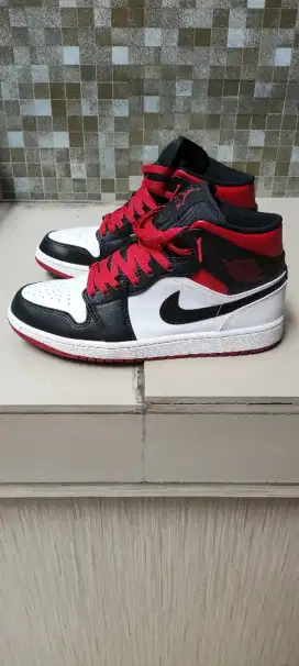 Air jordan 1 mid