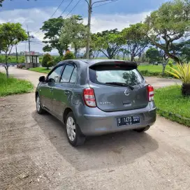 DP 7 jt | Nissan March 2011 manual