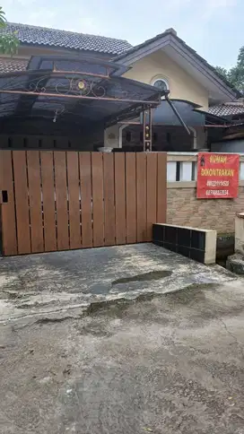 Dikontrakan rumah di Perumahan Jatijajar Blok A kota Depok, tapos