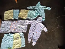 Jual pakaian bayi