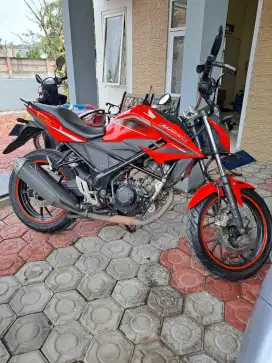 Honda All New CB150R 2015 (pakai 2016)