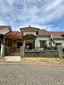 Dijual Rumah Bagus Full Furnish Siap Huni di Villa Puncak Tidar Malang