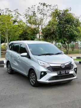 Sigra R Deluxe MT Facelift. 2019. Tgn1. Istimewa.