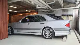 Mercedes-Benz E230 1997 Bensin