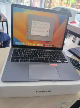 Dijual Macbook Air M1 2020 Mulus Fullset