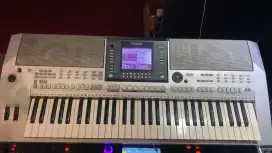 Keyboard Yamaha S710 PSR