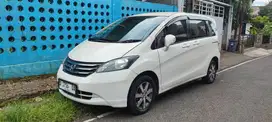 Honda Freed E PSD Putih 2012 Bensin