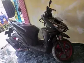 Vario 125 ISS black mate