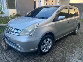 Livina 2010 A/T km 129rb pajak panjang