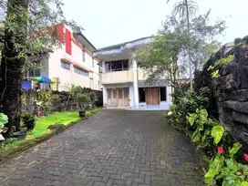 Villa pinggir jln Tawangmangu dekat Balekambang