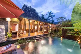 Dijual villa joglo view sawah lokasi ubud bali