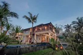 Dijual villa luxury view sawah & sungai ubud bali