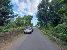 Tanah Jogja di Jalan LPMP dekat Gedung PemDes SHM P, Free PBG