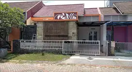 Rumah dijual di Permata Jingga Malang Lt117 3KT kawasan SUHAT UB