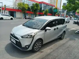 Dijual Toyota Sienta Type G Matic 2016