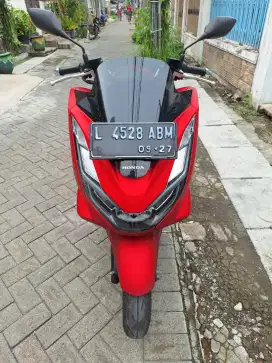 BU pcx 2022 km 34 rb kondisi sgt bagus samsat kdg cowek