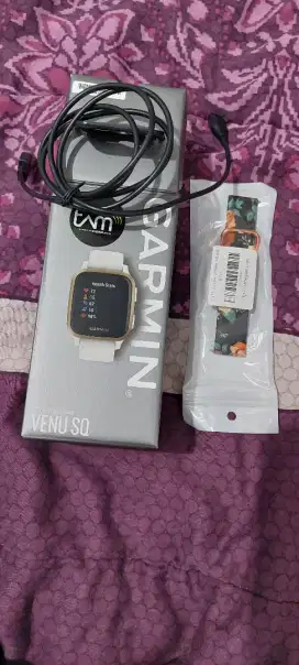 Jam Tangan GARMIN VENU SQ