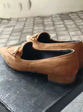 Sepatu wanita flat