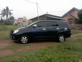 Toyota Kijang Innova 2005 Bensin