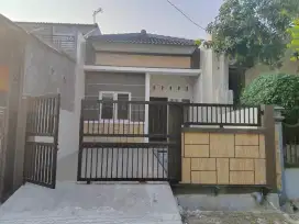 Rumah Baru di Perum Gunung Anyar Emas One Gate System