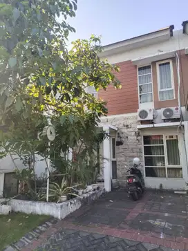 di sewakan rumah puri surya jaya gedangan sidoarjo