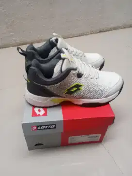 Jual sepatu tenis Lotto Lotte2403070 CALE masih baru 100% blm dipakai