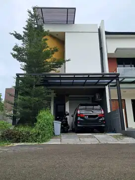 DI JUAL RUMAH ESTETIK DI JAKARTA BARAT