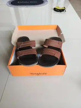 Sandal Yongki coklat uk 34