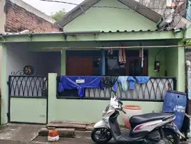 Jual Rumah Kost 1.5 Lantai Berbek Waru Sidoarjo Full Penghuni