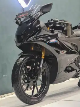 Perfect Condition!!Yamaha R15 V4 2022 Black Plat Jatim Mulus-Mustika