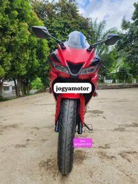 Yamaha r15 v3 th 2017 motor second berkualitas bagus