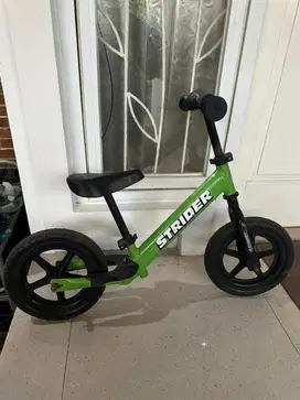 Sepeda Anak Strider Push Bike Original