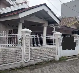 Dijual: Rumah Dua Lantai di Tangerang Indah, Tangerang