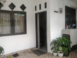 Rumah di jual Kunciran Indah