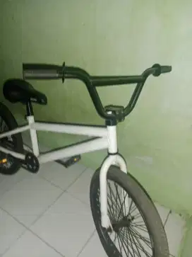 Sepeda BMX 18 torpedo