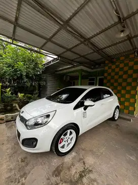 Kia all new rio 2013 matic AT