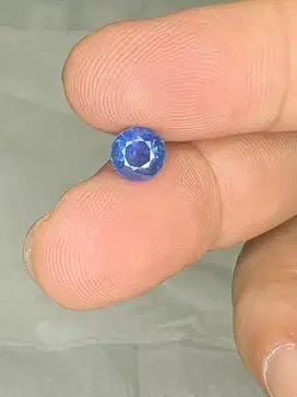 Natural blue sapphire diamond cut 1,50 ct luster gemericik