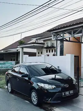 Dijual vios limo 2015